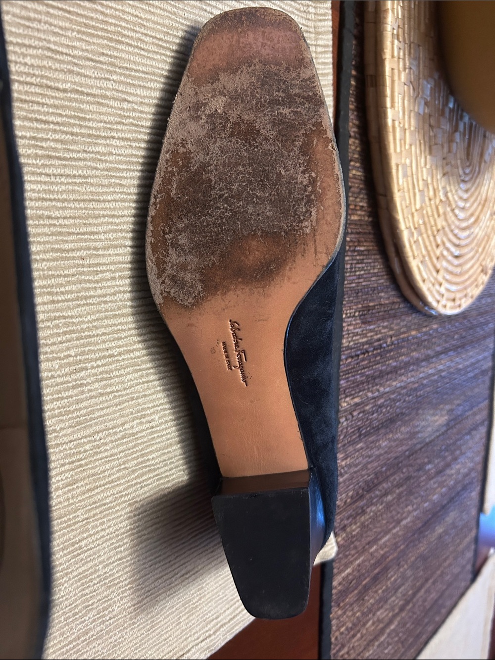 Ferragamo made in Italy Navy Suede Block Heel Slip-On Pumps 9B - Picture 4 of 4